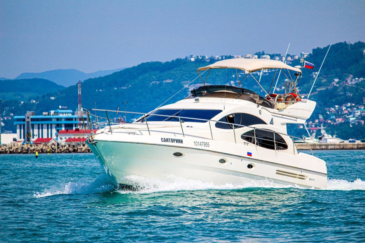 Моторная яхта Санторини Моторная яхта Санторини